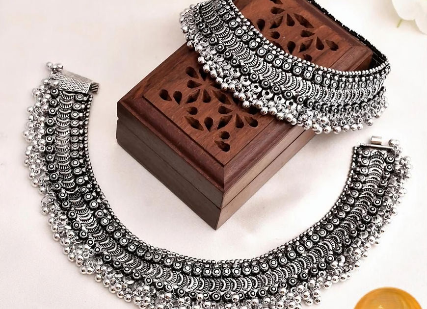 Medha Traditional Oxidized Payal