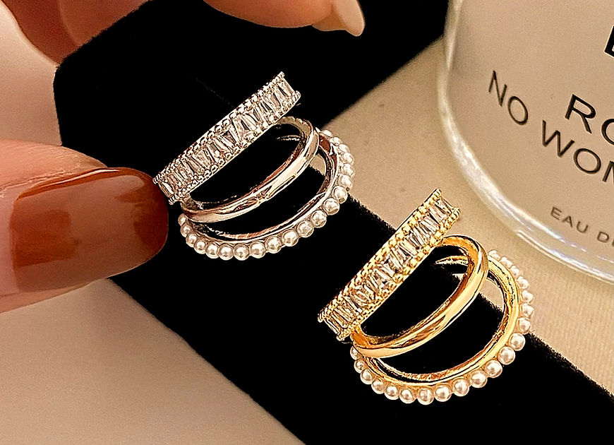 Baguette CZ Pearl Ear Cuff Earrings!!