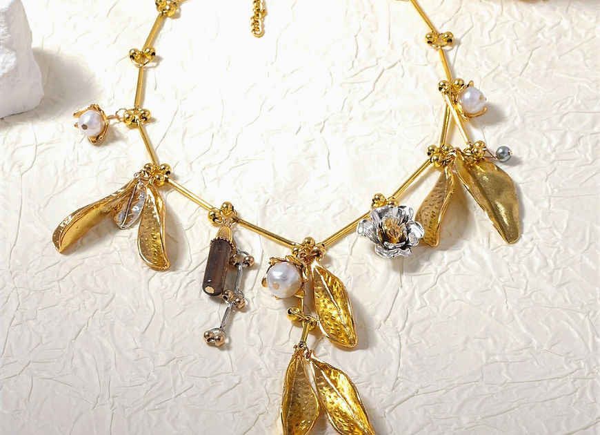 Vividha Leaf Flower Pearl Beads Charms Necklace!!