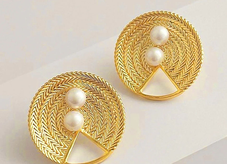 Charvi Pearl Big Studs