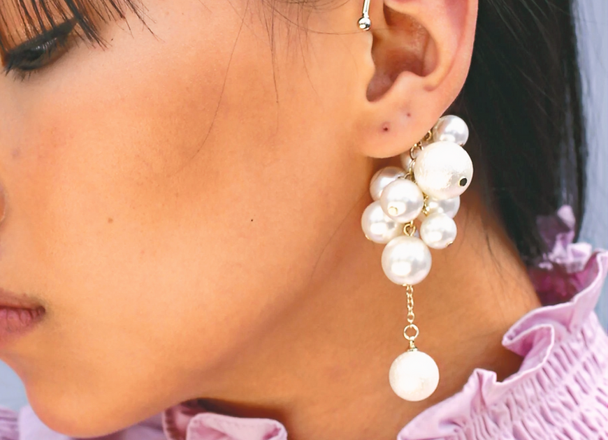 Paradise Singlet Pearl Ear Cuff