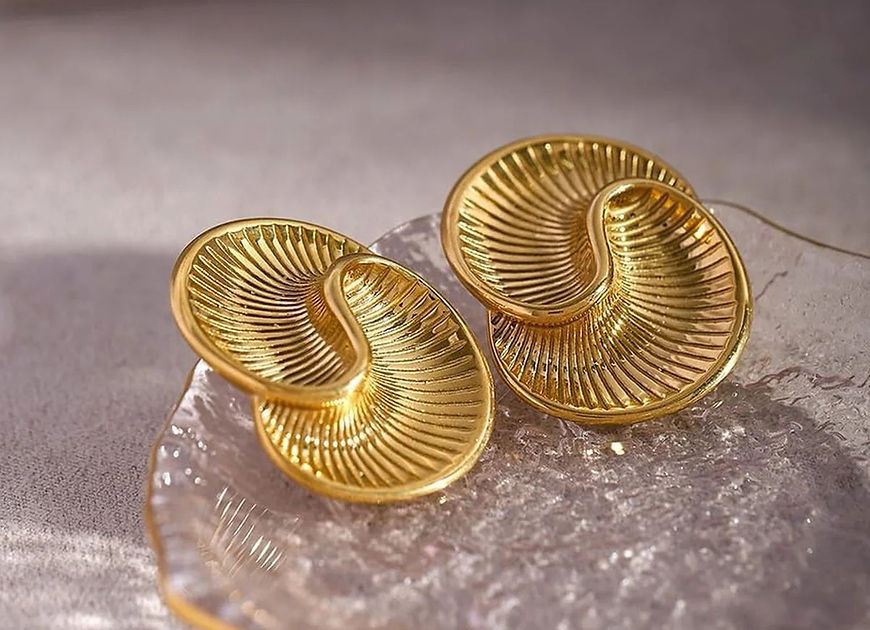 Vibha Wave spiral Stud Earrings