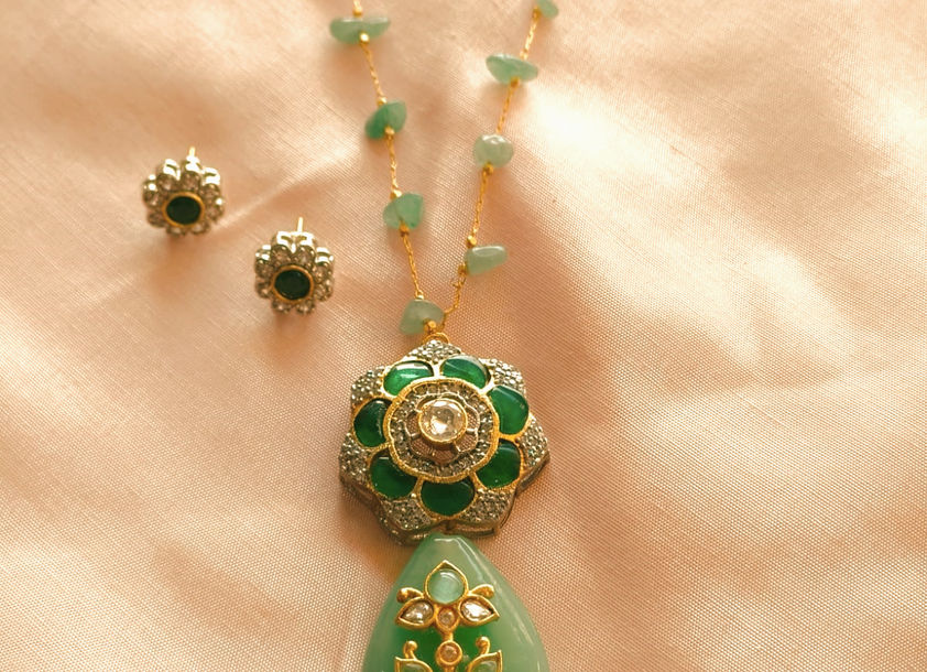 Ditsa Green stone Necklace with Earrings!!