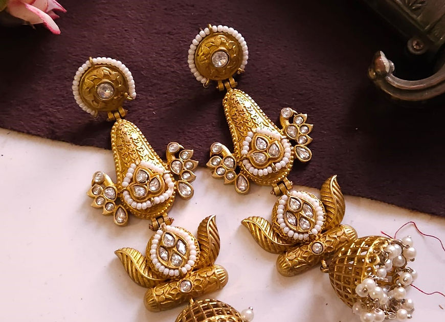 Akund Antic Rajwadi Long Jhumki Earrings