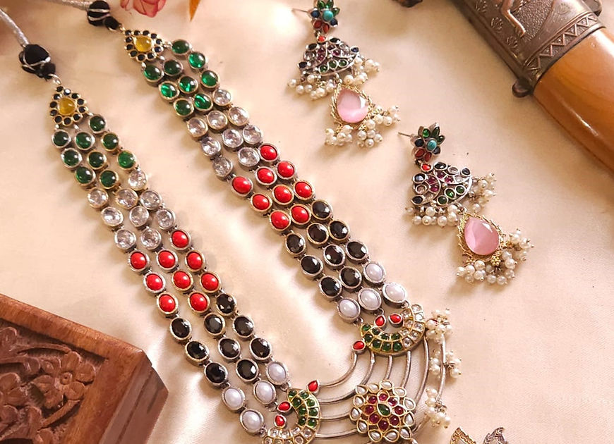 The Padma Stone Necklace with earrings