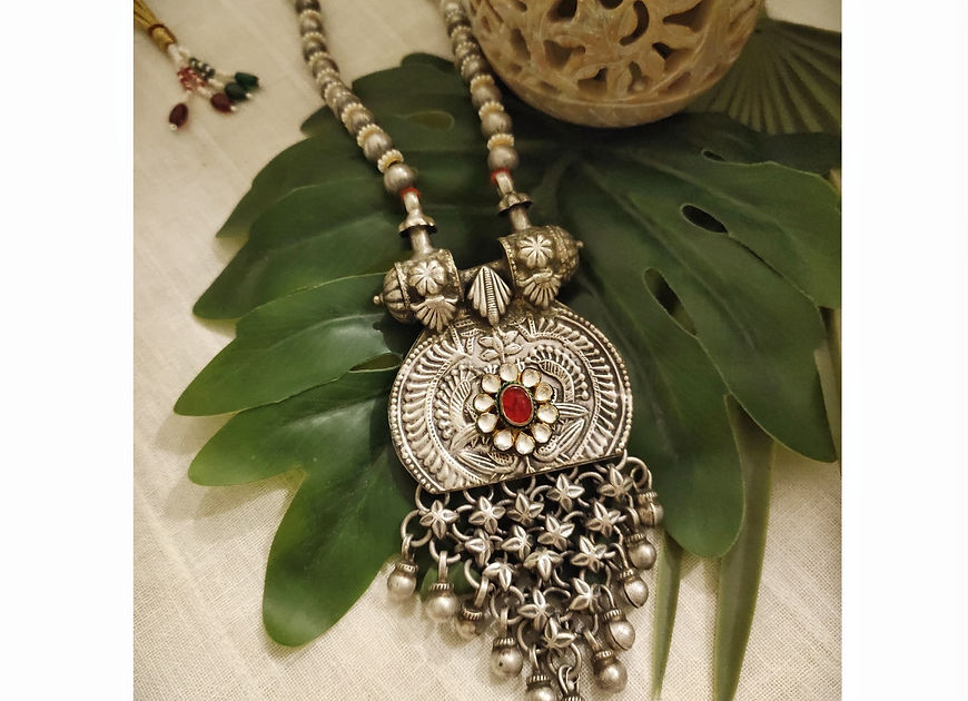 Madhuka Detailed Kundan Long Necklace