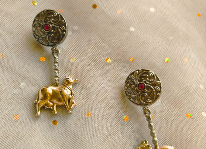 Nandi Dual Tone Drop Earrings!!