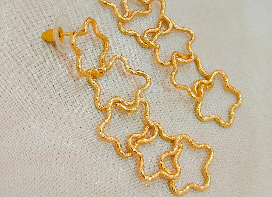 Naomi Star drops dangle earrings