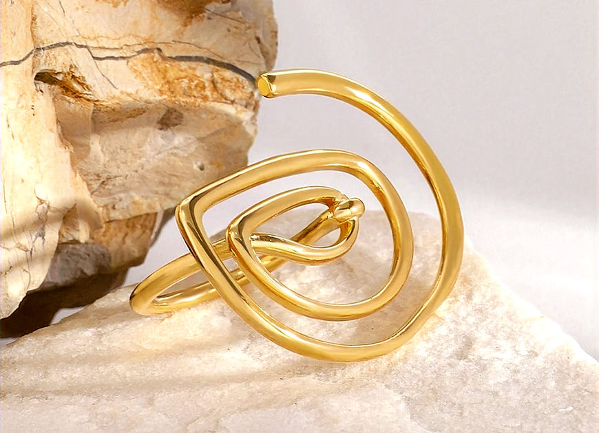 Aavarti Abstract Spiral Free Size Ring!!!