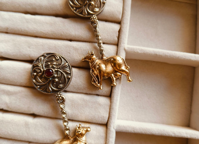 Nandi Dual Tone Drop Earrings!!