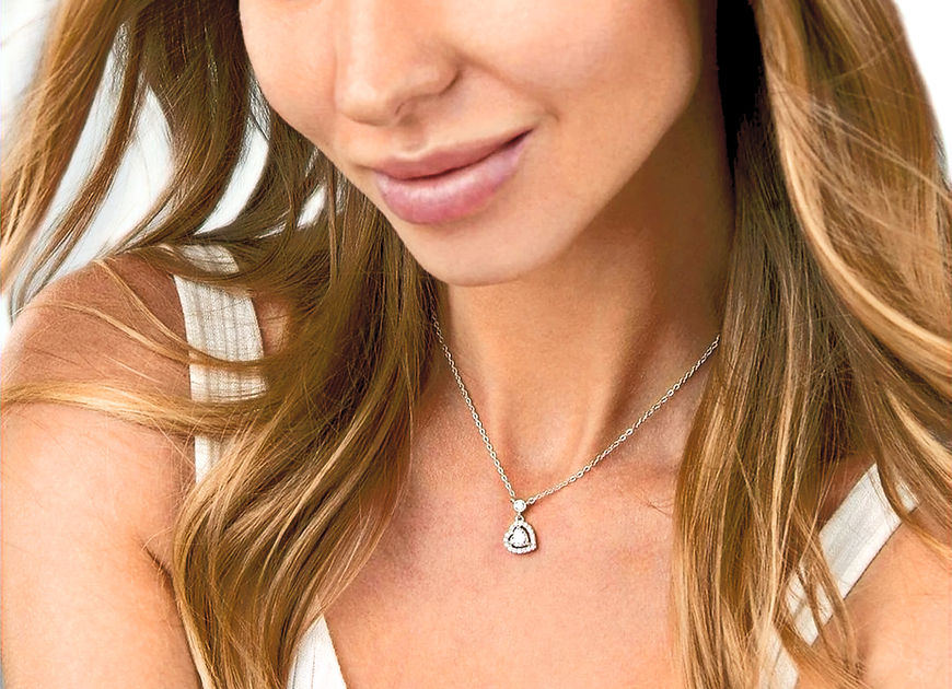 Valentine CZ Crystal Heart Pendent Chain!!