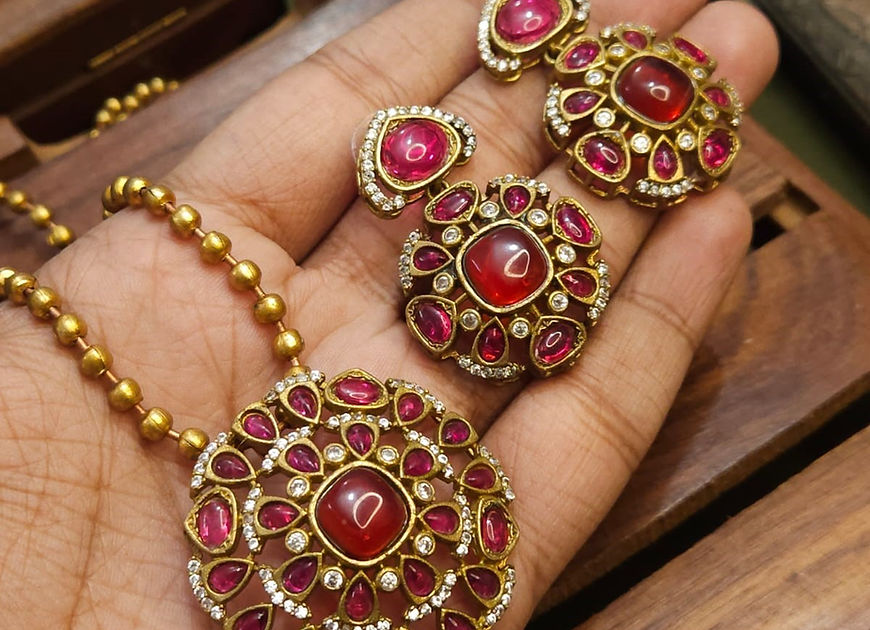 Paridhi necklace earrings set