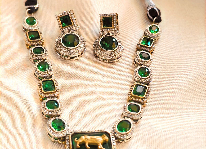 Bhanupriya Stone Necklace with earrings!!