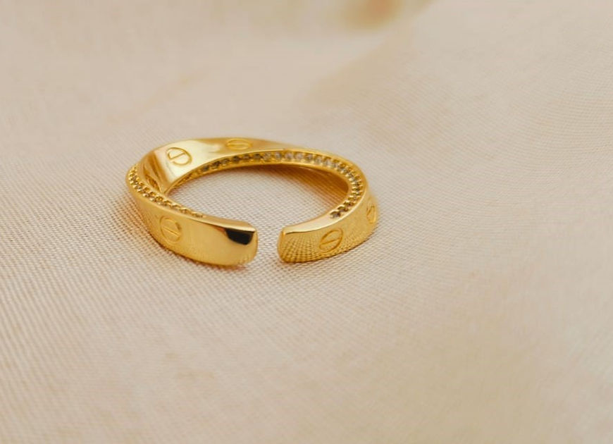 Revathi Screw Wave CZ Adjustable Ring!!